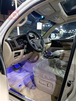 تويوتا لاندكروزر